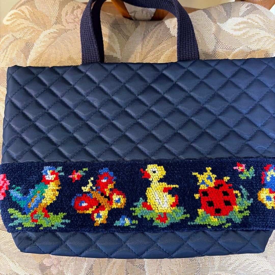 ネイビー刺繍トートバッグ