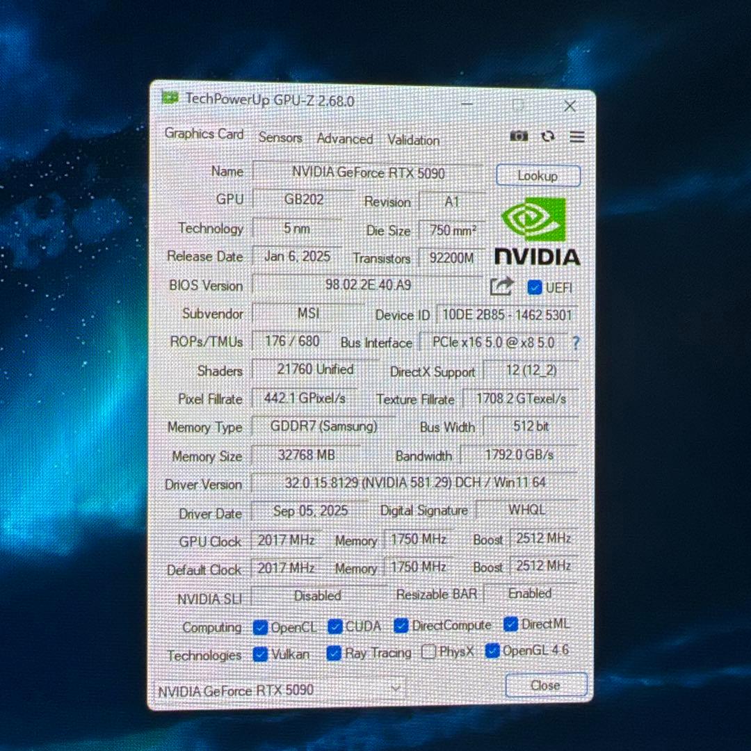 グラフィックボード・グラボ・ビデオカード MSI GeForce RTX 5090 32G SUPRIM SOC