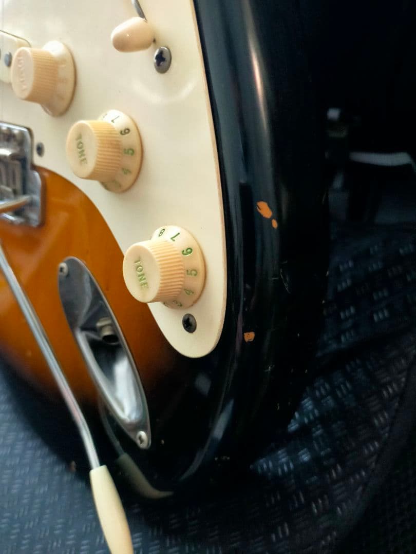 【ビンテージ】Fender Japan ST57-115JV83年