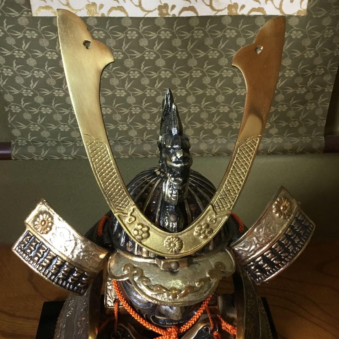 高級美術品　鎧置物　台付き