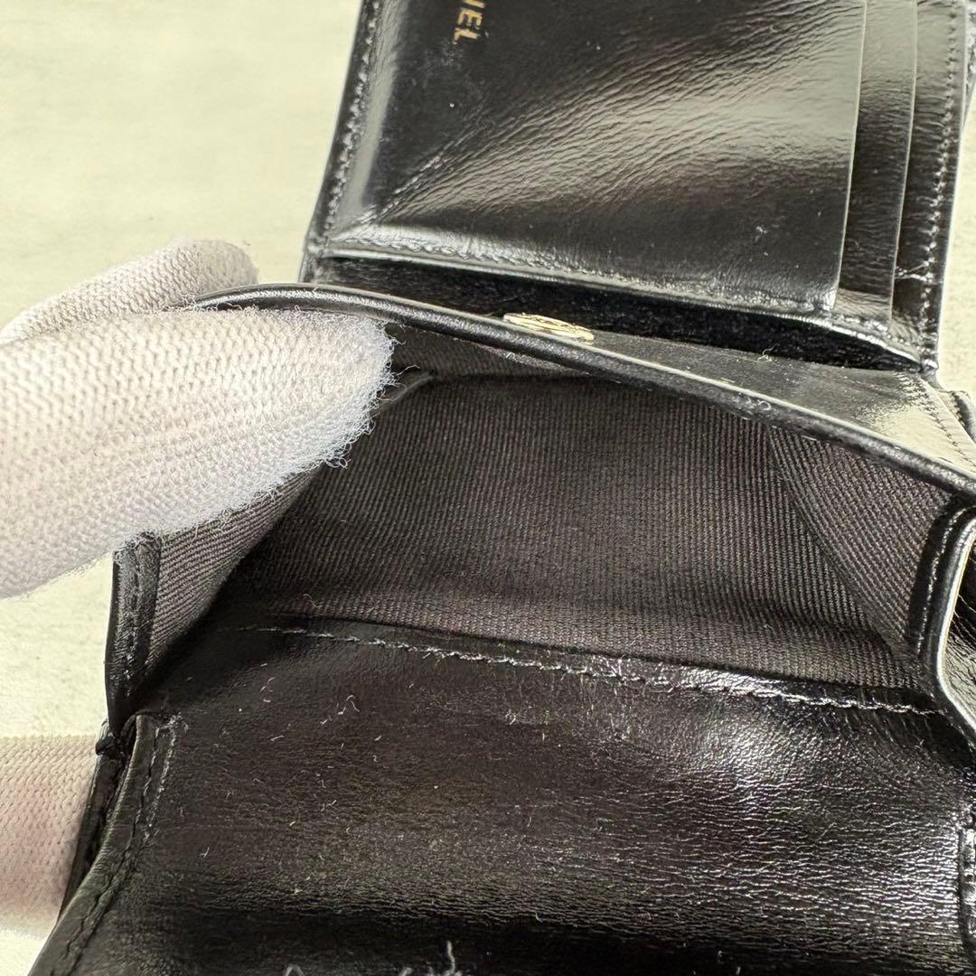 CHANEL マトラッセ　キャビアスキン　三つ折り　財布　ケース