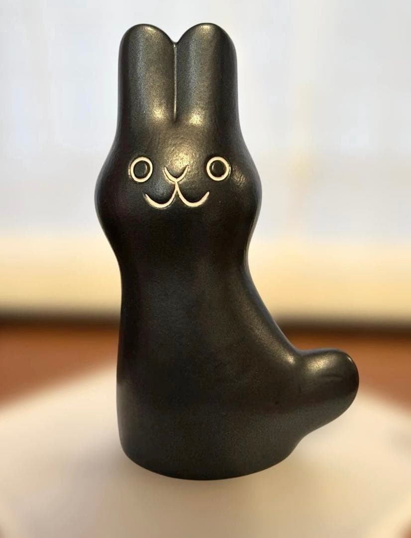 En Liten Vanエン リトゥン ヴァン鹿児島睦　フラワーベース　ラビット