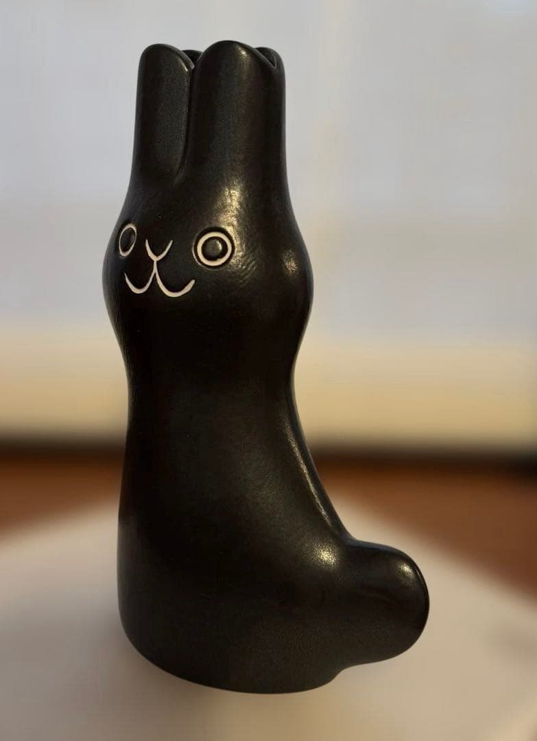 En Liten Vanエン リトゥン ヴァン鹿児島睦　フラワーベース　ラビット