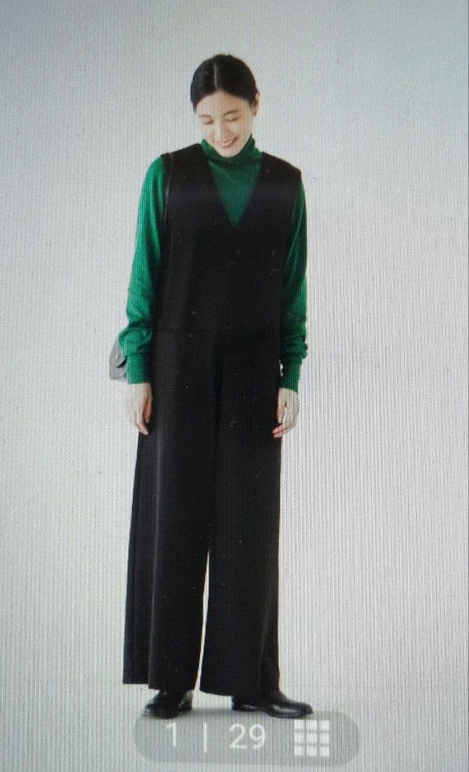 北欧暮らしの道具店　 「気軽に着られて、きれい見え」 ポンチ素材のオールインワン