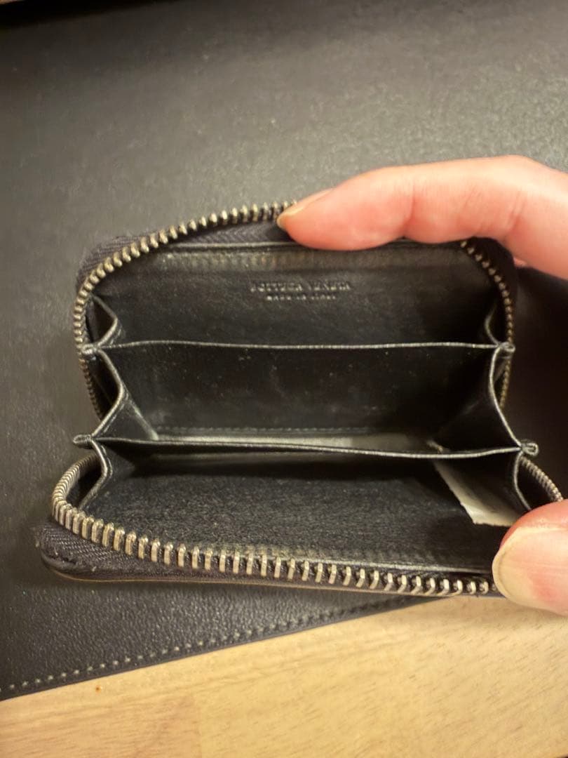 Bottega Veneta ボッテガヴェネタ ケース　ラウンドジップ財布