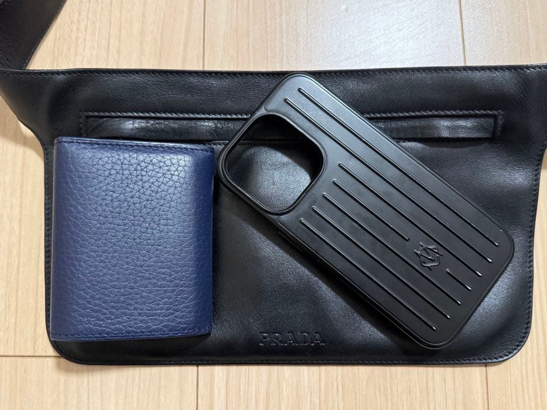 バッグ PRADA 1999SS archive LEATHER BODY BAG