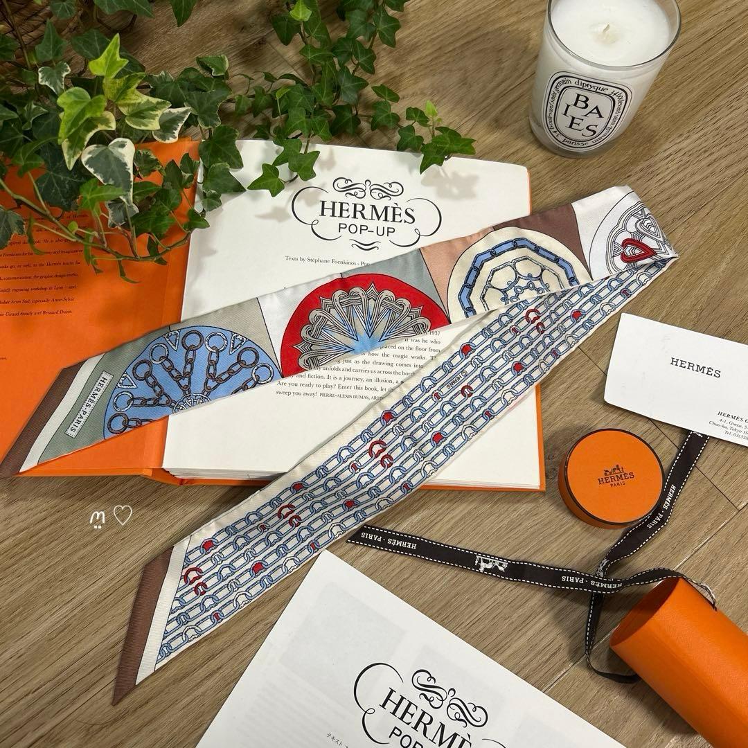 HERMESエルメス　ツイリー　カレイドスコープエフェクト25SSシルクスカーフ