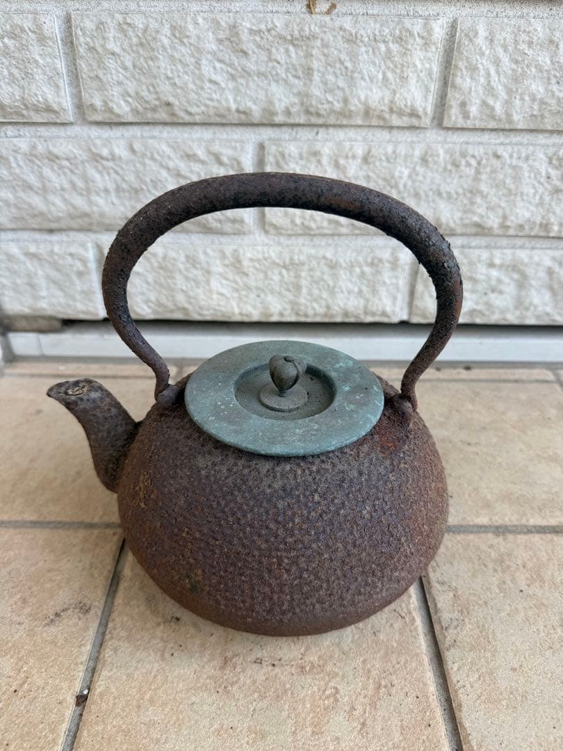 時代物 南部鉄器 鉄瓶 在銘 水漏れなし 直径20cm 古鉄瓶 茶道具 骨董