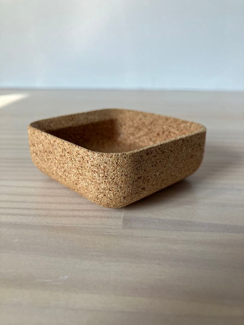 イッタラ　ヴィトリーニ　VITRIINI 小物入れ　クリア×コルク　スモール