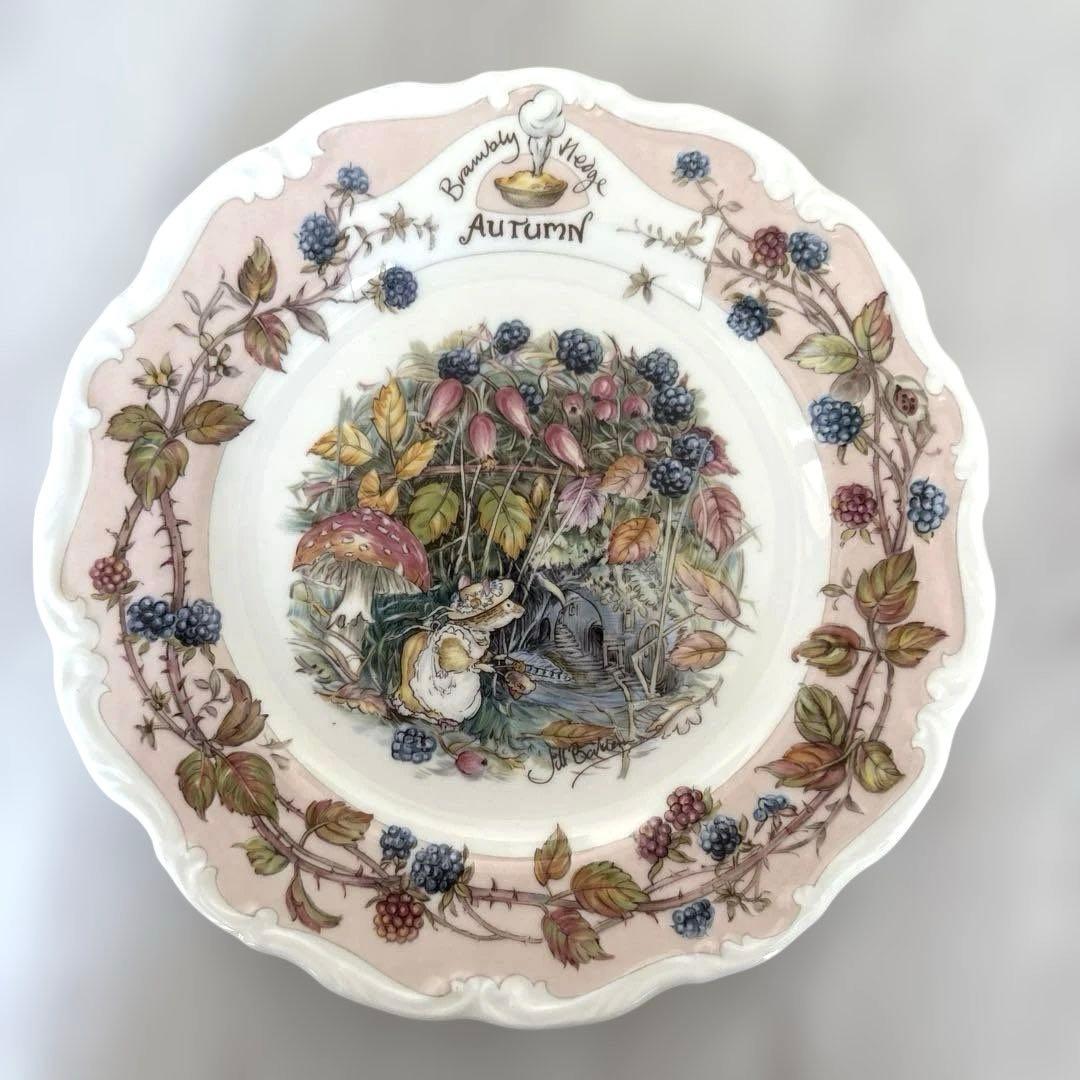 希少　ブランベリーヘッジ　絵皿　オータムとサマー2枚セット　飾り皿プレート