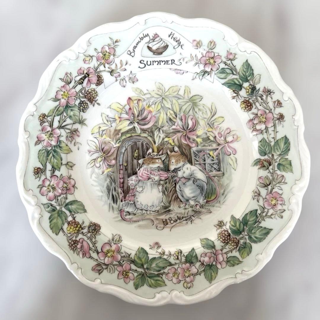 希少　ブランベリーヘッジ　絵皿　オータムとサマー2枚セット　飾り皿プレート