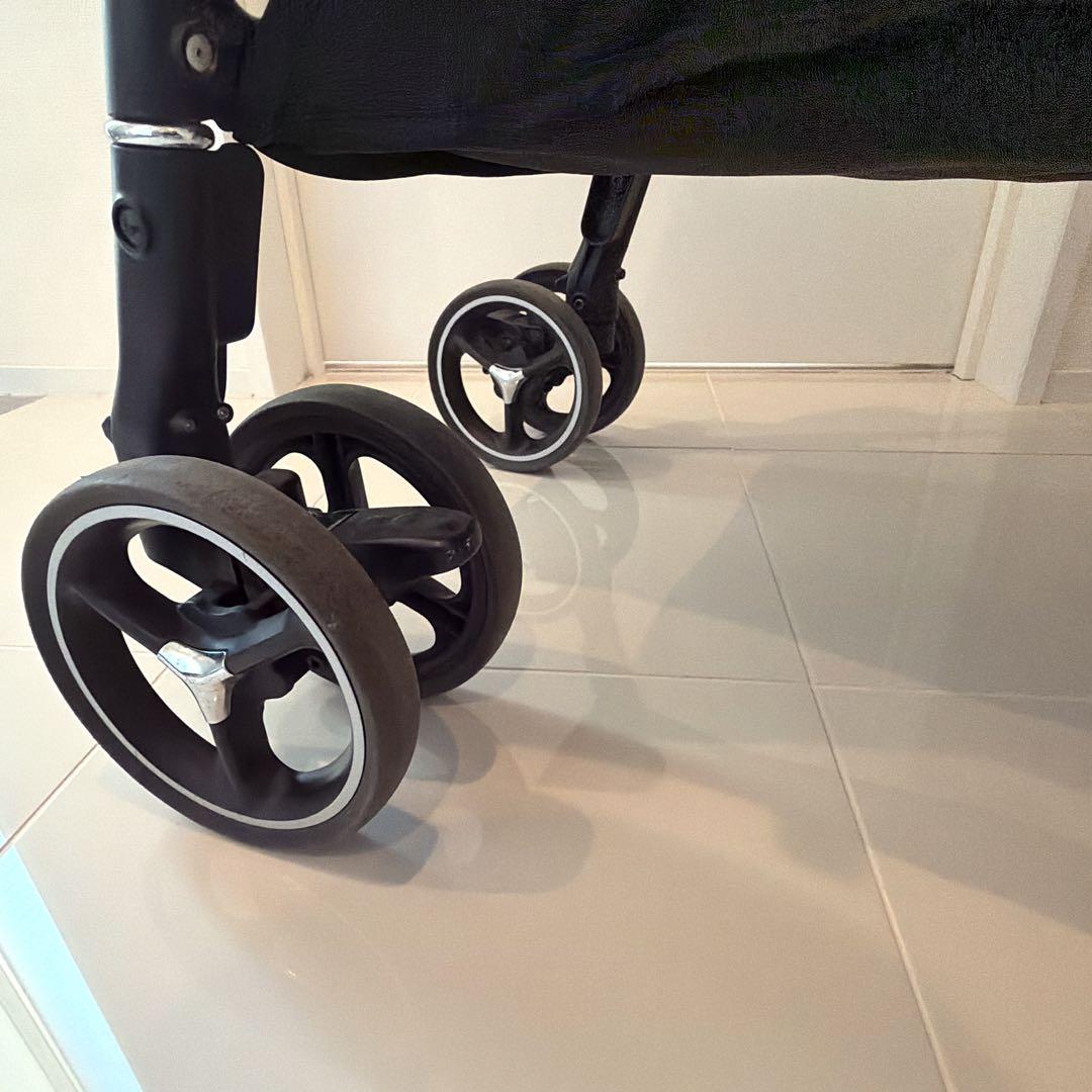 美品 アップリカ ラクーナビッテ アカチャンホンポ限定