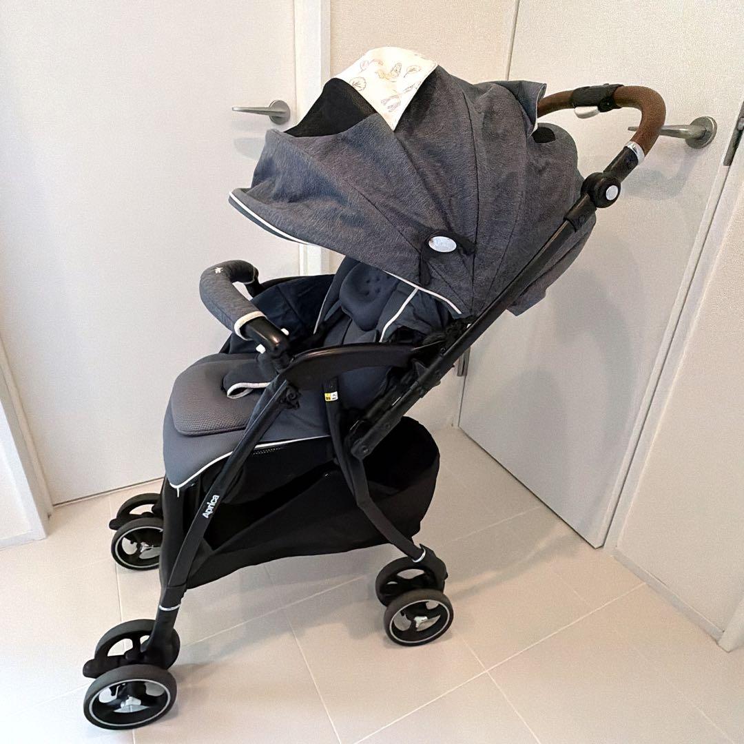 美品 アップリカ ラクーナビッテ アカチャンホンポ限定