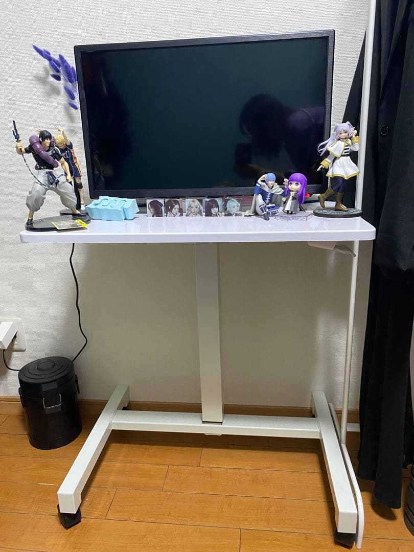 テーブル　ホワイト