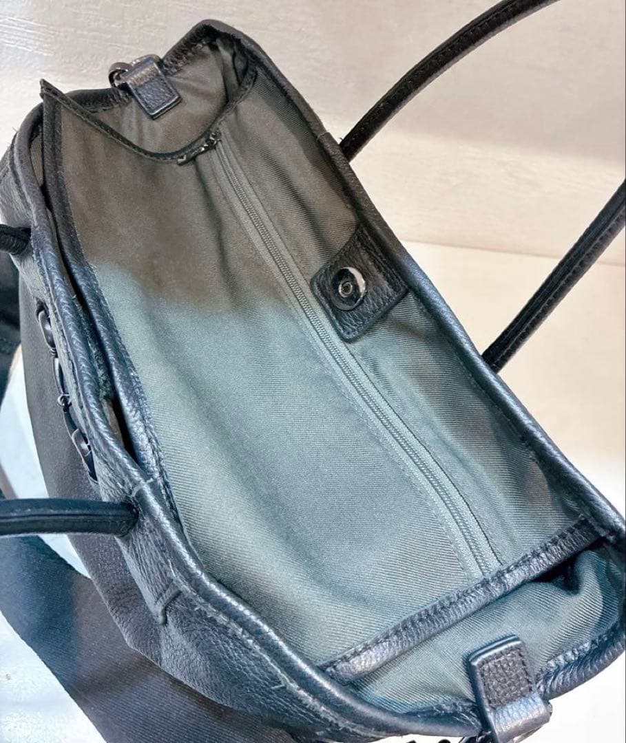 【美品】ear PAPILLONNER 牛革/2WAY ビットトートバッグ　黒