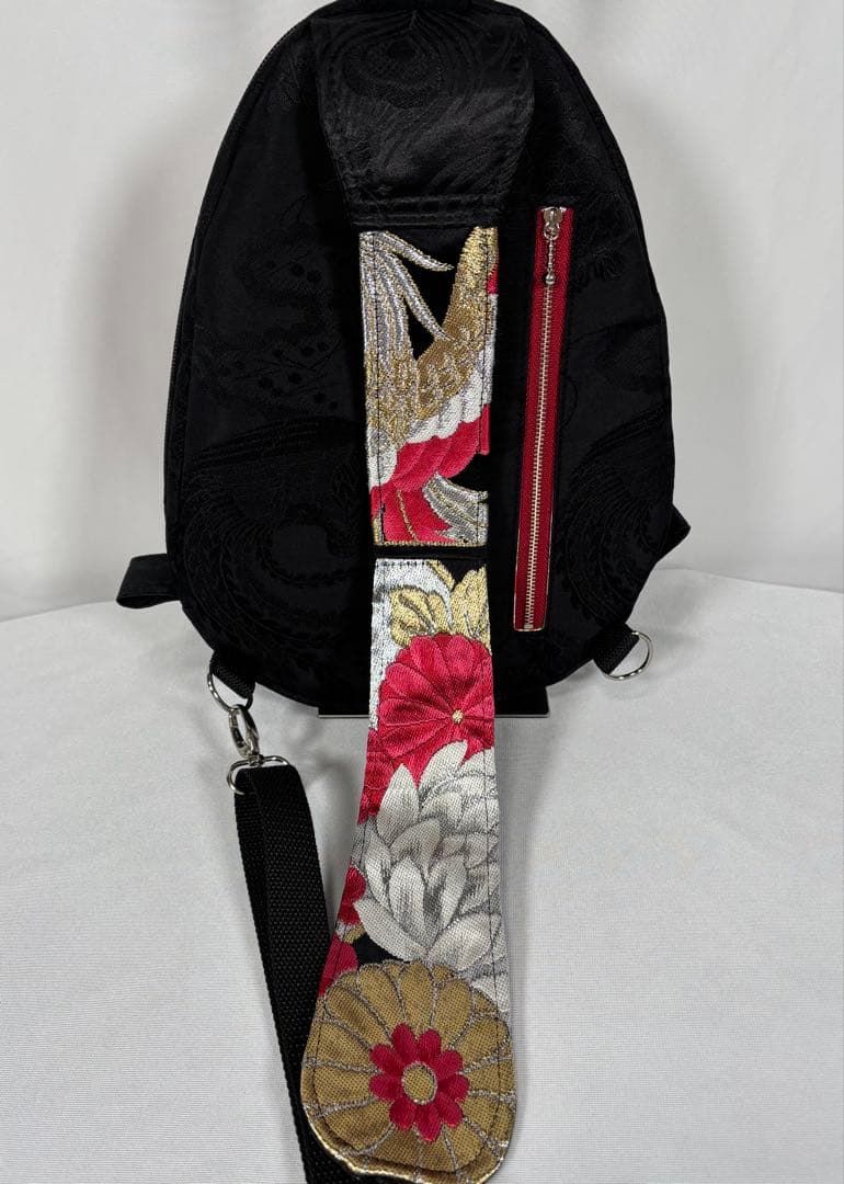 帯バッグリメイク　777番ボディバッグ　赤金銀鳳凰