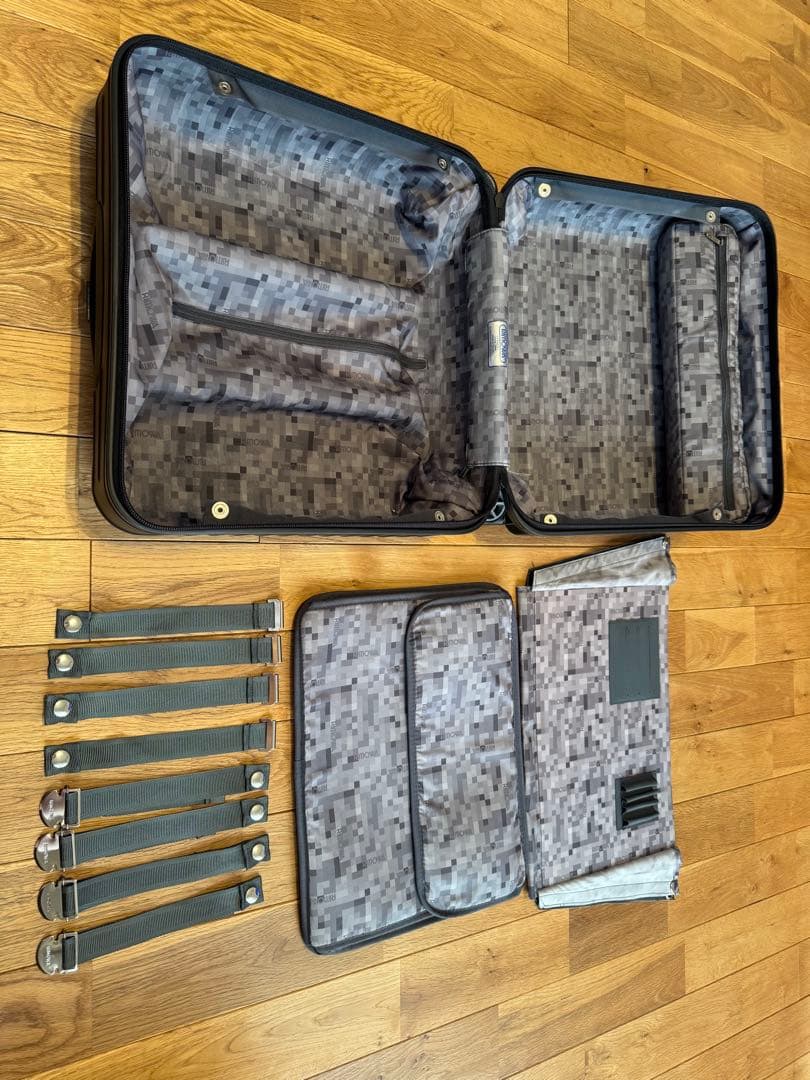 リモワRIMOWA★サルサ ビジネストローリー 4輪