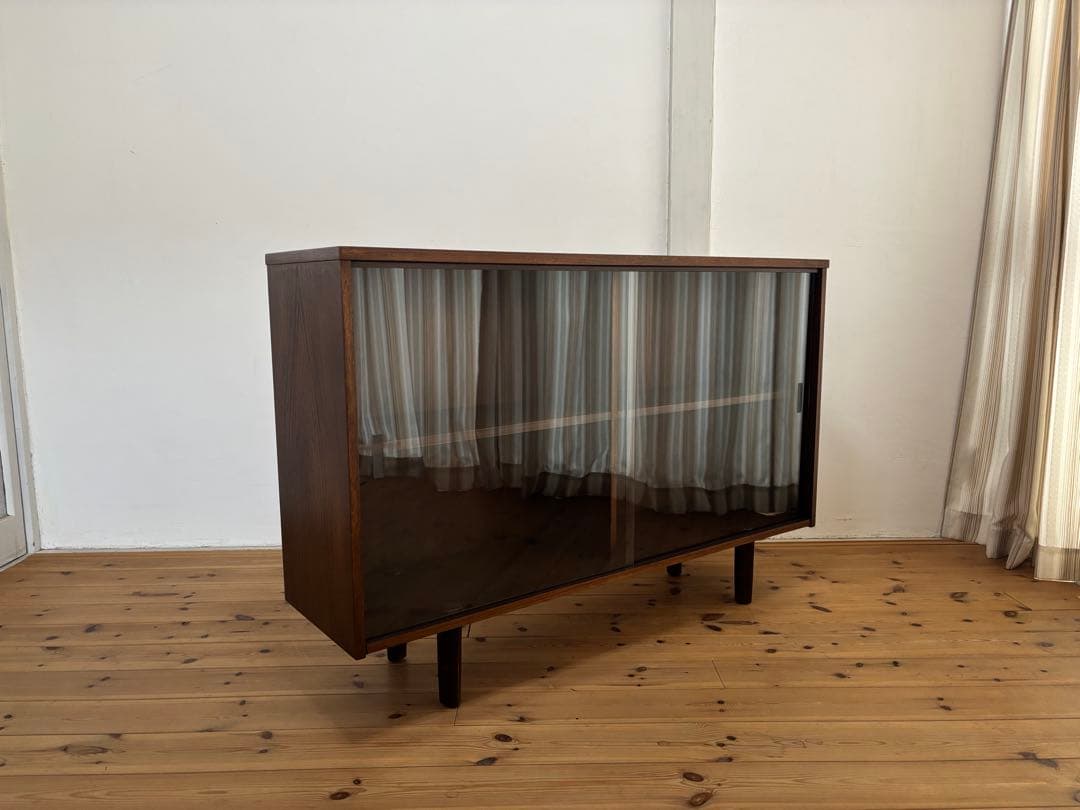 北欧ヴィンテージ　AVALON/アヴァロン　ガラスキャビネット