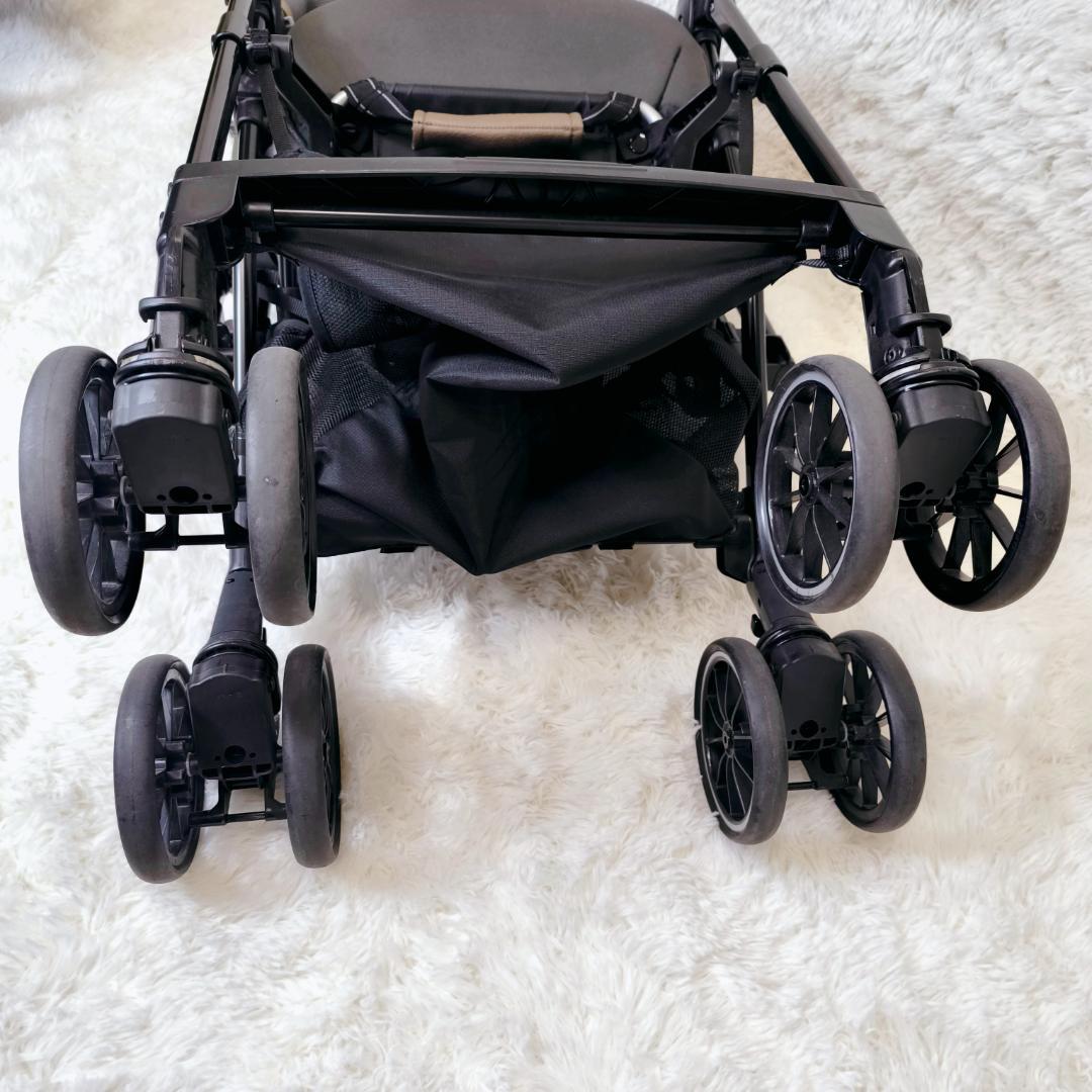 【未使用級✨】コンビ　ベビーカー　スゴカルαコンパクト　オート4キャス　両対面式