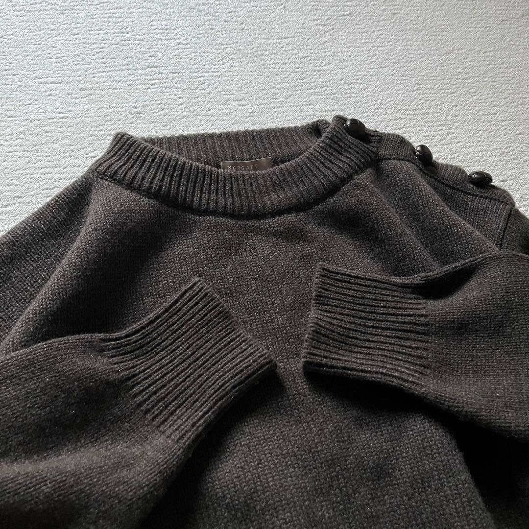 美品 マーガレットハウエル ショルダーボタン カシミヤニット M 定価6.4万