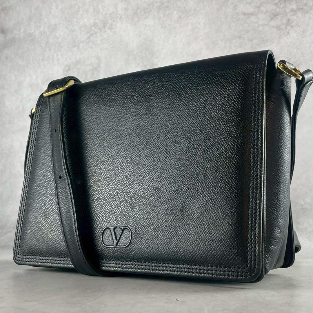 【極美品】ヴァレンティノガラバーニ メッセンジャーバッグ ショルダー ロゴ 黒