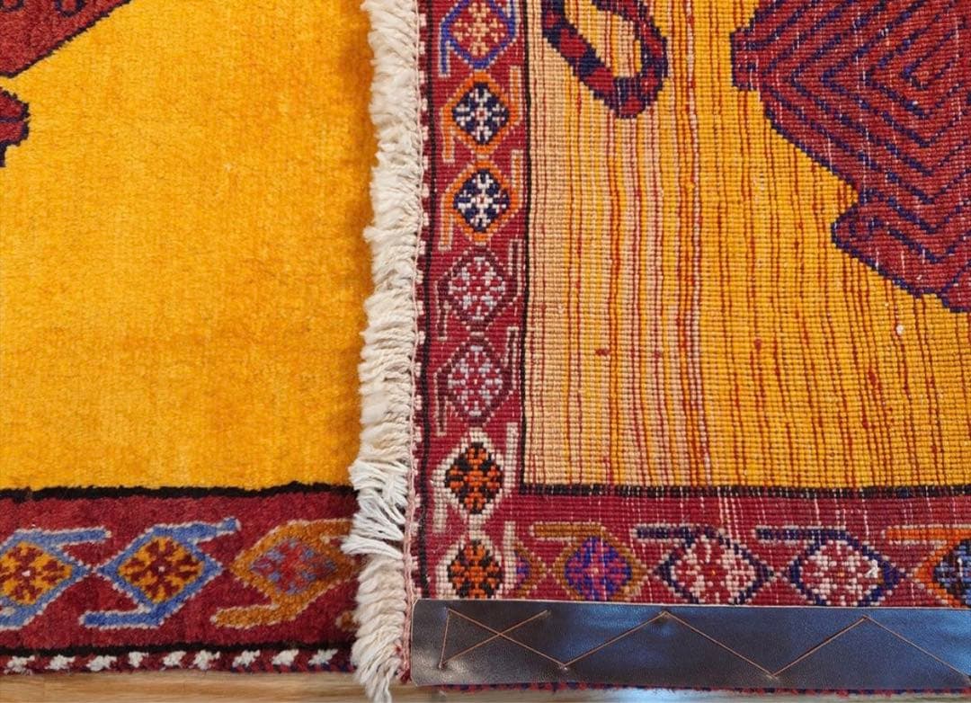 ペルシャ　トライバルラグ　アマレバフト　188×133 黄金色　ヒョウ