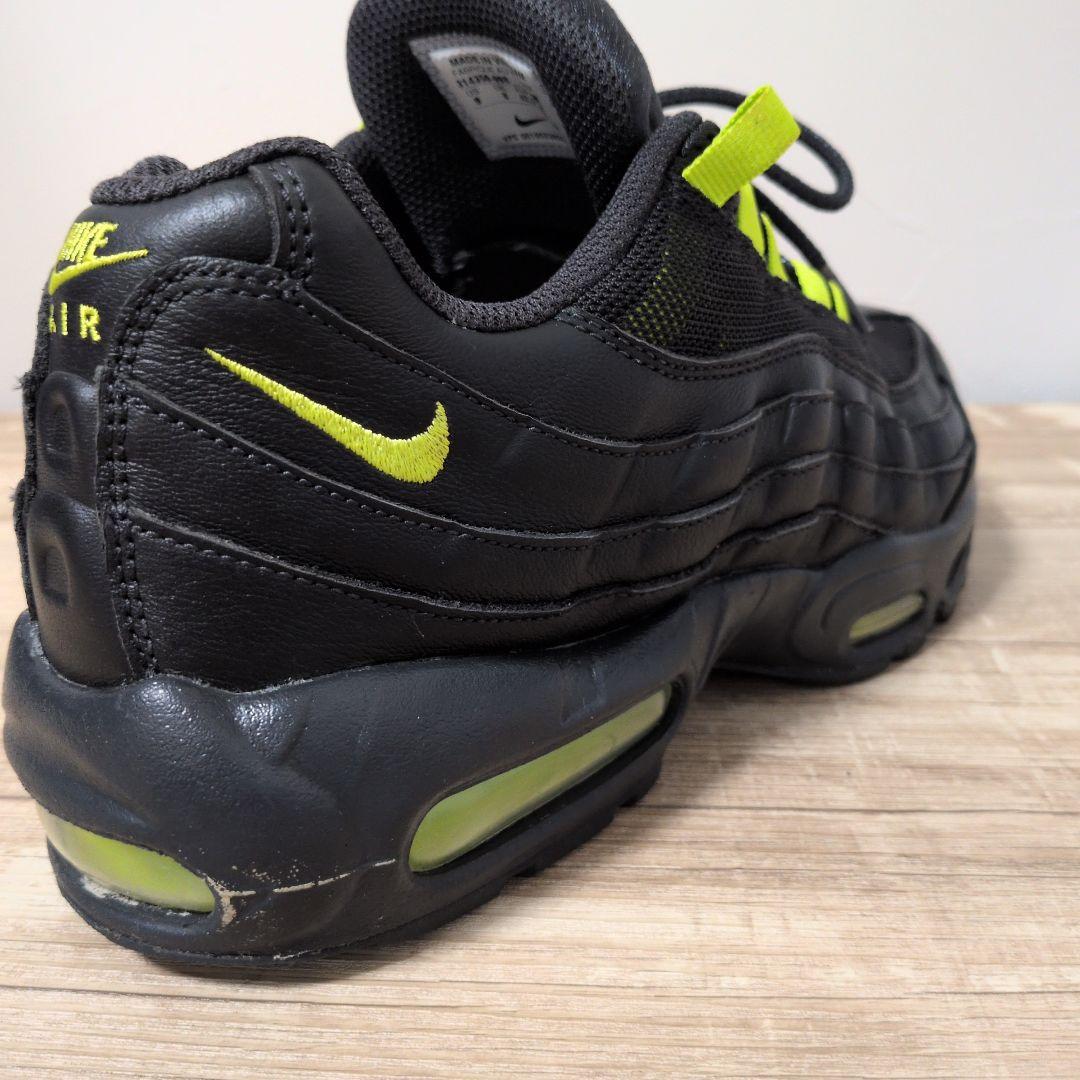 Nike Air Max 95 ブラックネオン