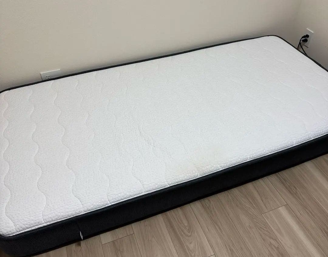 NELL（ネル）マットレス　シングル