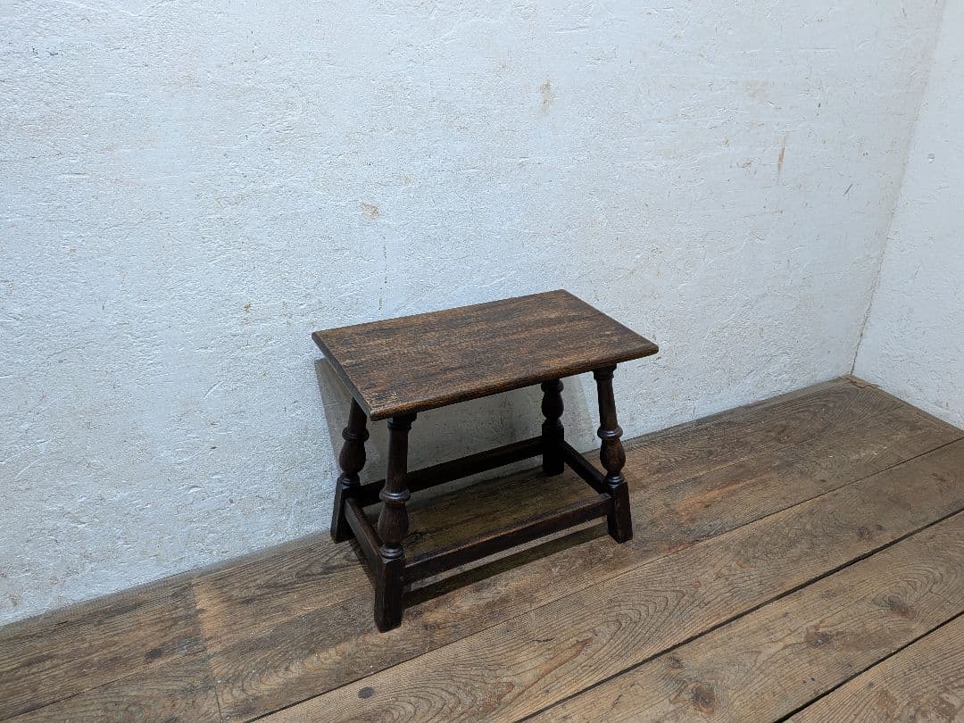 1130 イギリスアンティーク　コーヒーテーブル　カフェ　オケージョナル　英国