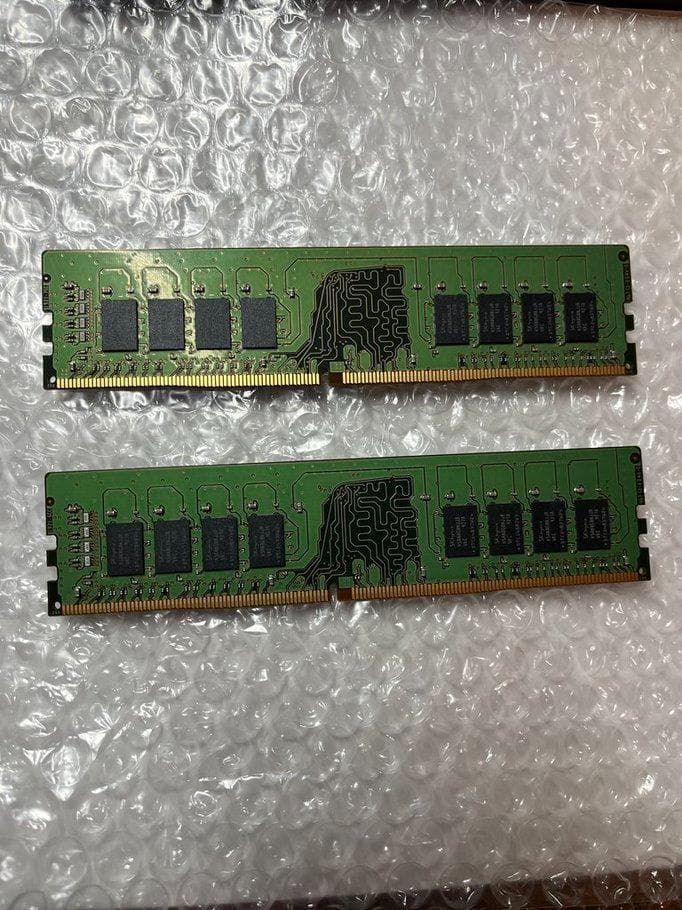 SK hynix 16GB DDR4-2666 デスクトップ用メモリ-