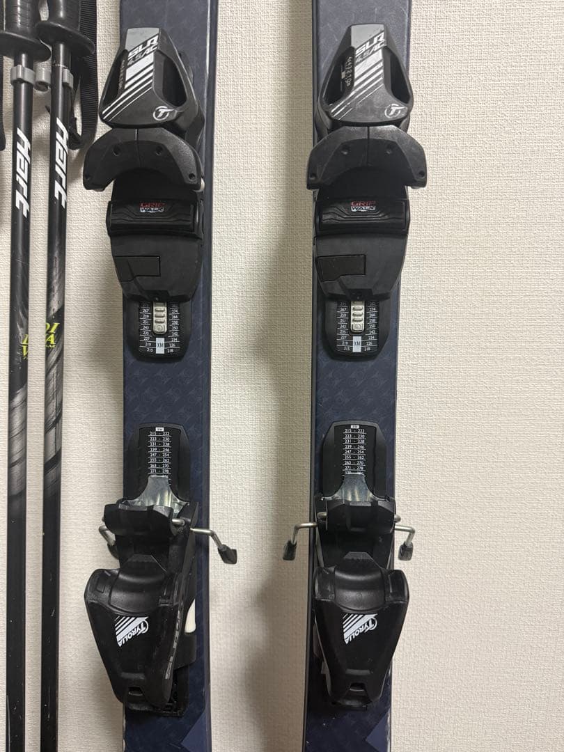 hartスキー板138 salomonブーツ23.0ストック　セット