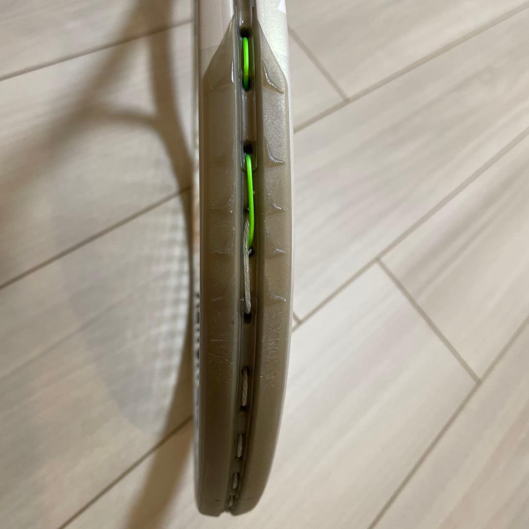 YONEX VCORE 100 サンドベージュ　グリップ2