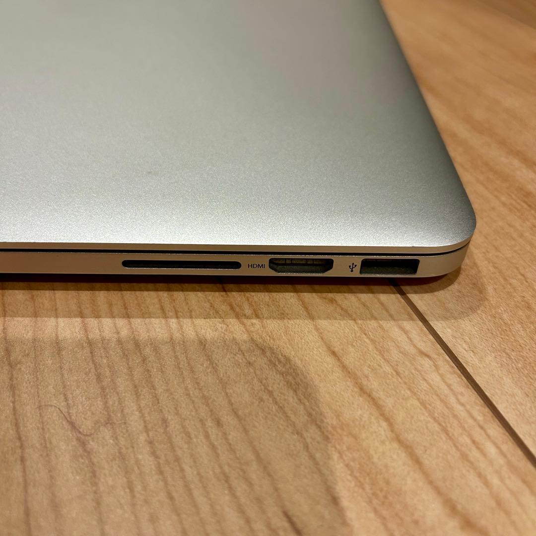 ［美品］MacBook Pro 15in Mid 2014 充放電:51回