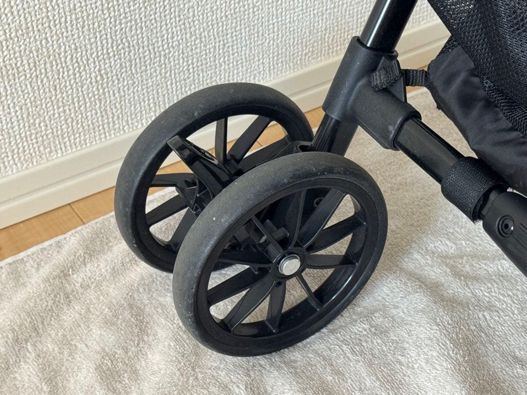 combi コンビ スゴカル air エッグショック MN グレージュ