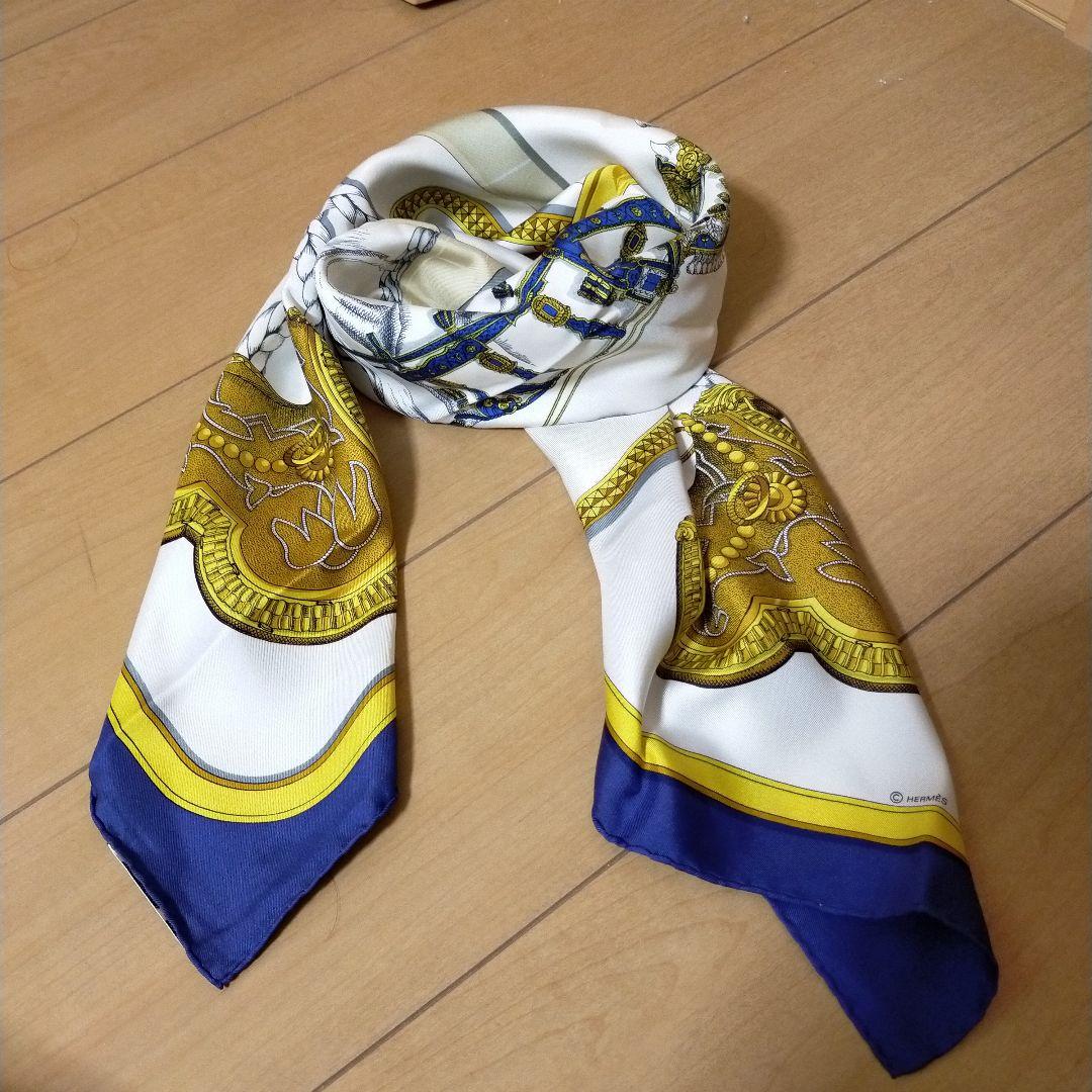 HERMES　エルメス 　スカーフ　シルク　　馬