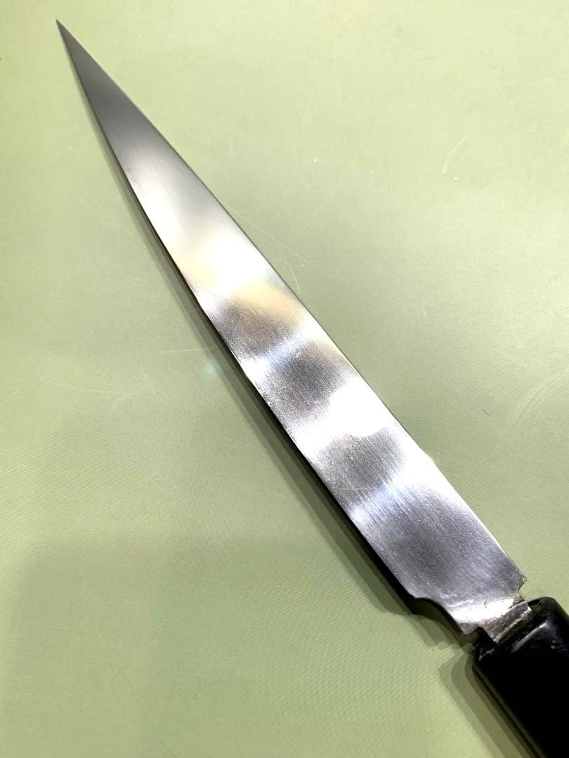 行秀　本焼　柳刃包丁　刃渡り16.5cm　波紋でています。