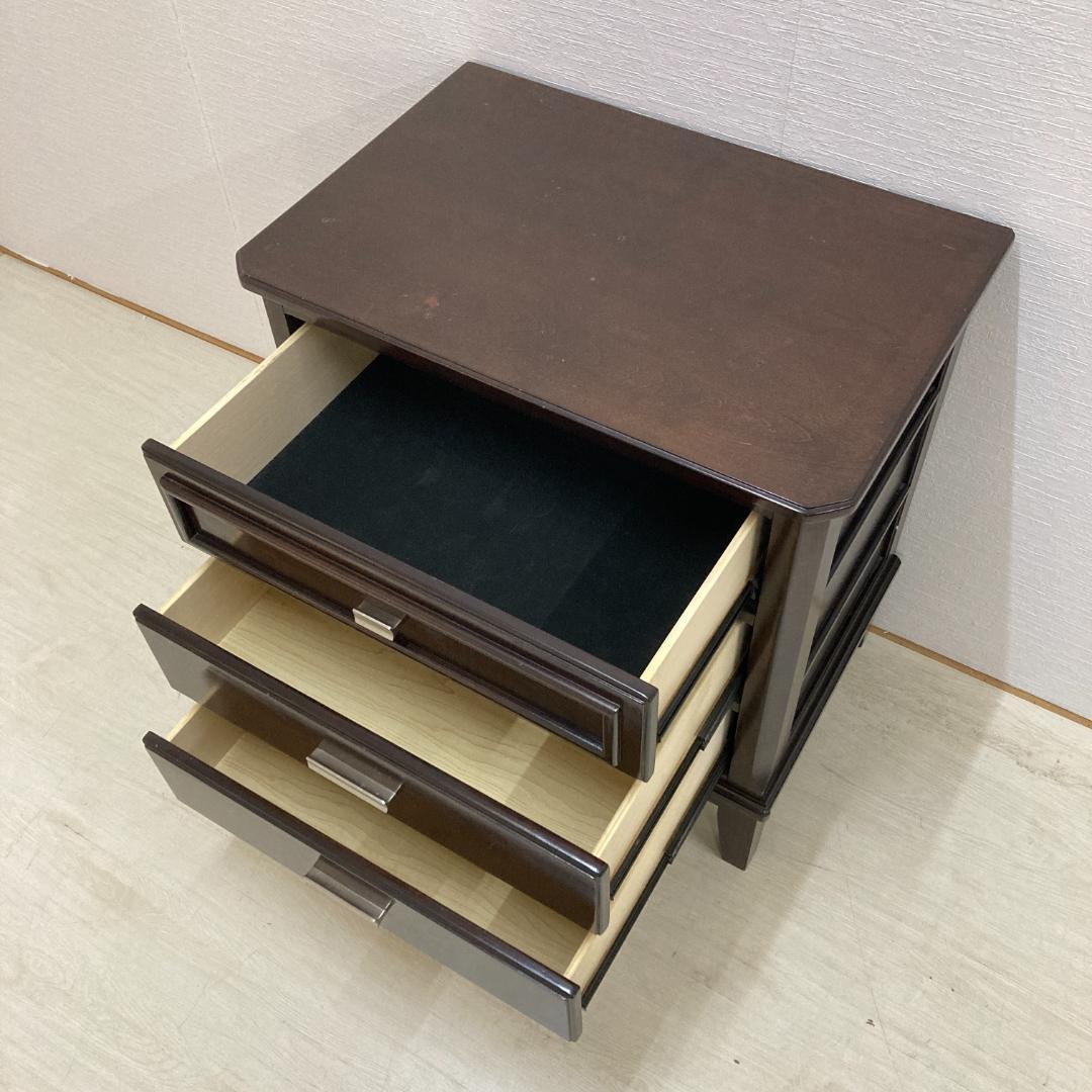 ASHLEY アシュレイ　３段チェスト　サイドチェスト　サイドボード