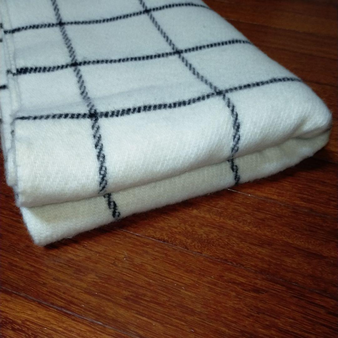 KLIPPAN クリッパン ヴィンガ ホワイト スロー 130×200cm