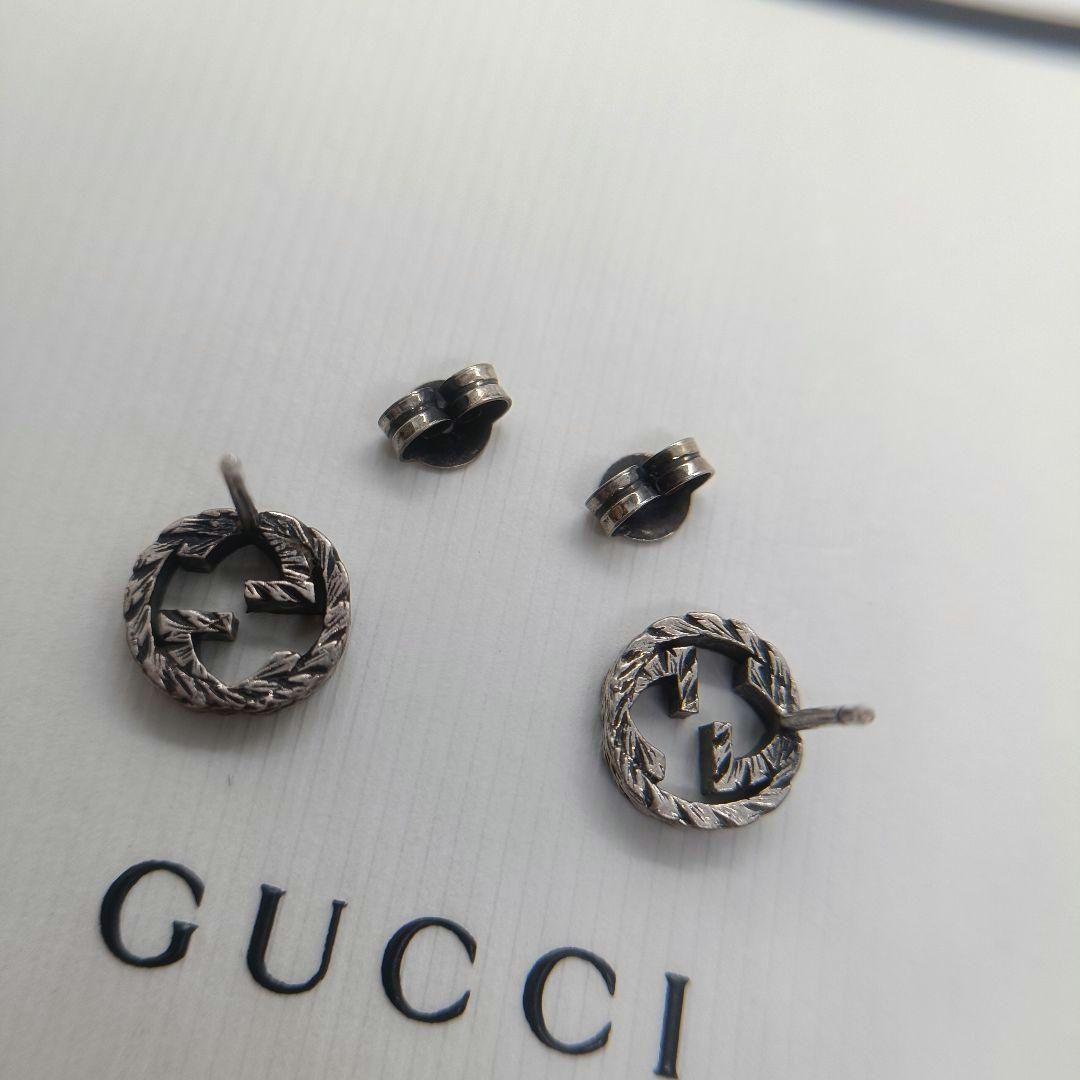 美品✨️　GUCCI　保存箱袋付き　アラベスク　スタッドピアス　シルバー　グッチ