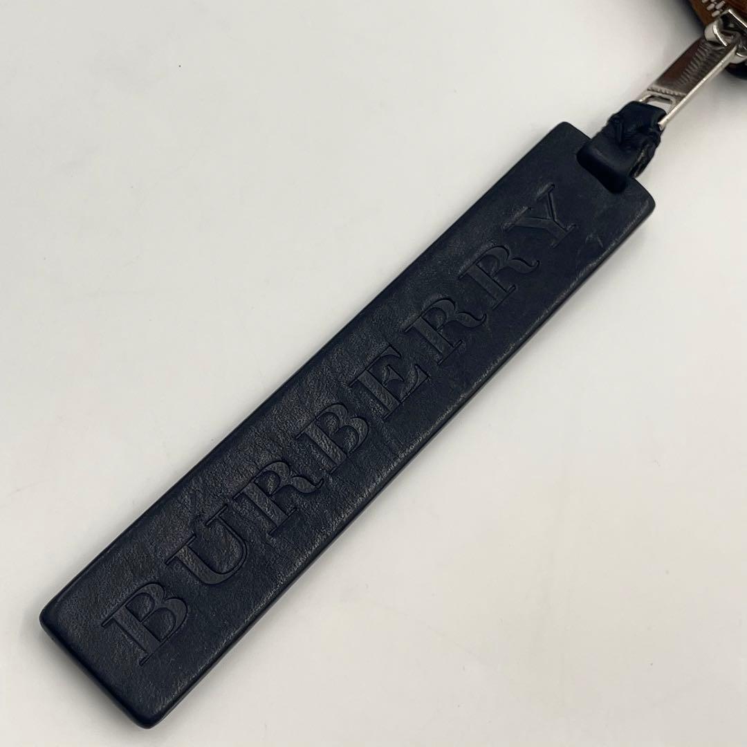 BURBERRY ケース チェーン&ストラップ付きコンパクトウォレット黒