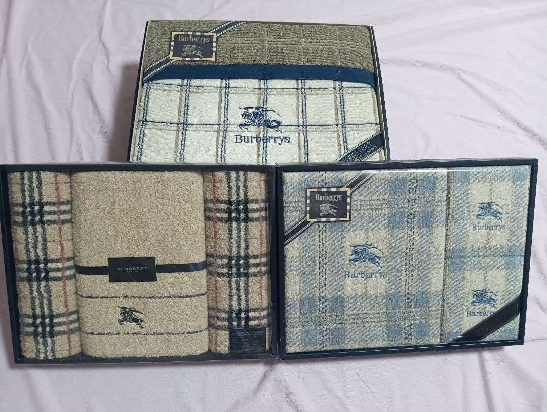 Burberry タオルセット　タオルケット