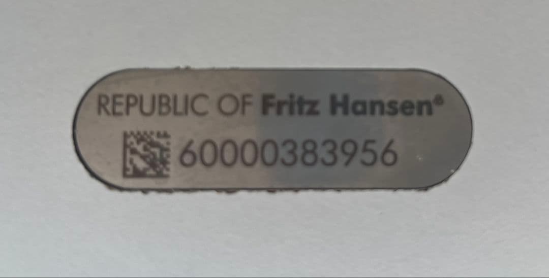 Fritz Hansen スーパー楕円テーブル B612