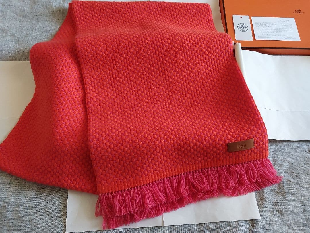 エルメス カシミヤマフラー 《ニ・ダベイユ》