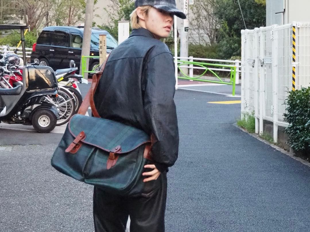 ぬらちお　polo Ralph Lauren messenger bag