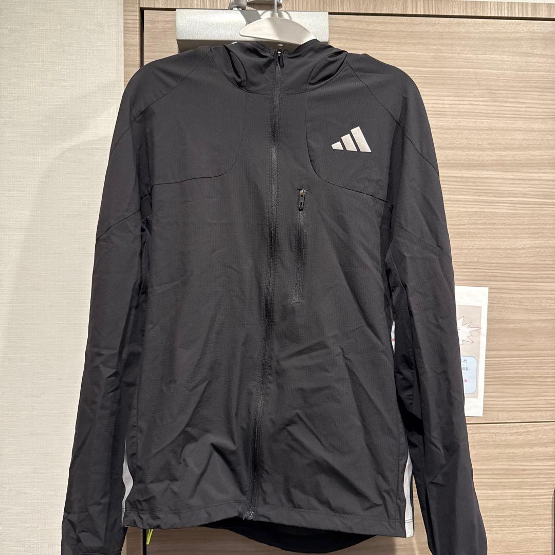 adidas adizero ウィンドブレーカー 黒 ランニングウェア
