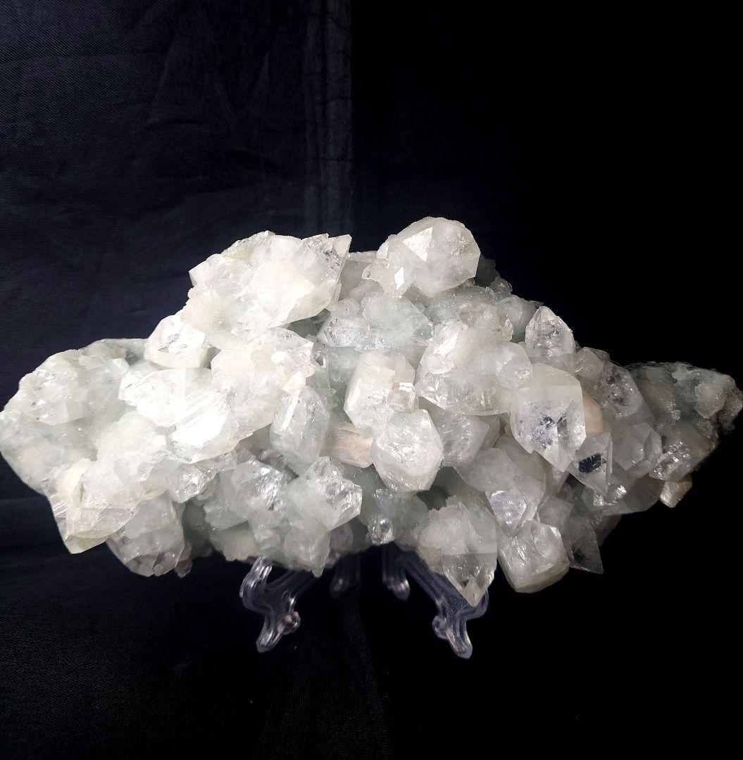 アポフィライトクラスター キラキラ 魚眼石