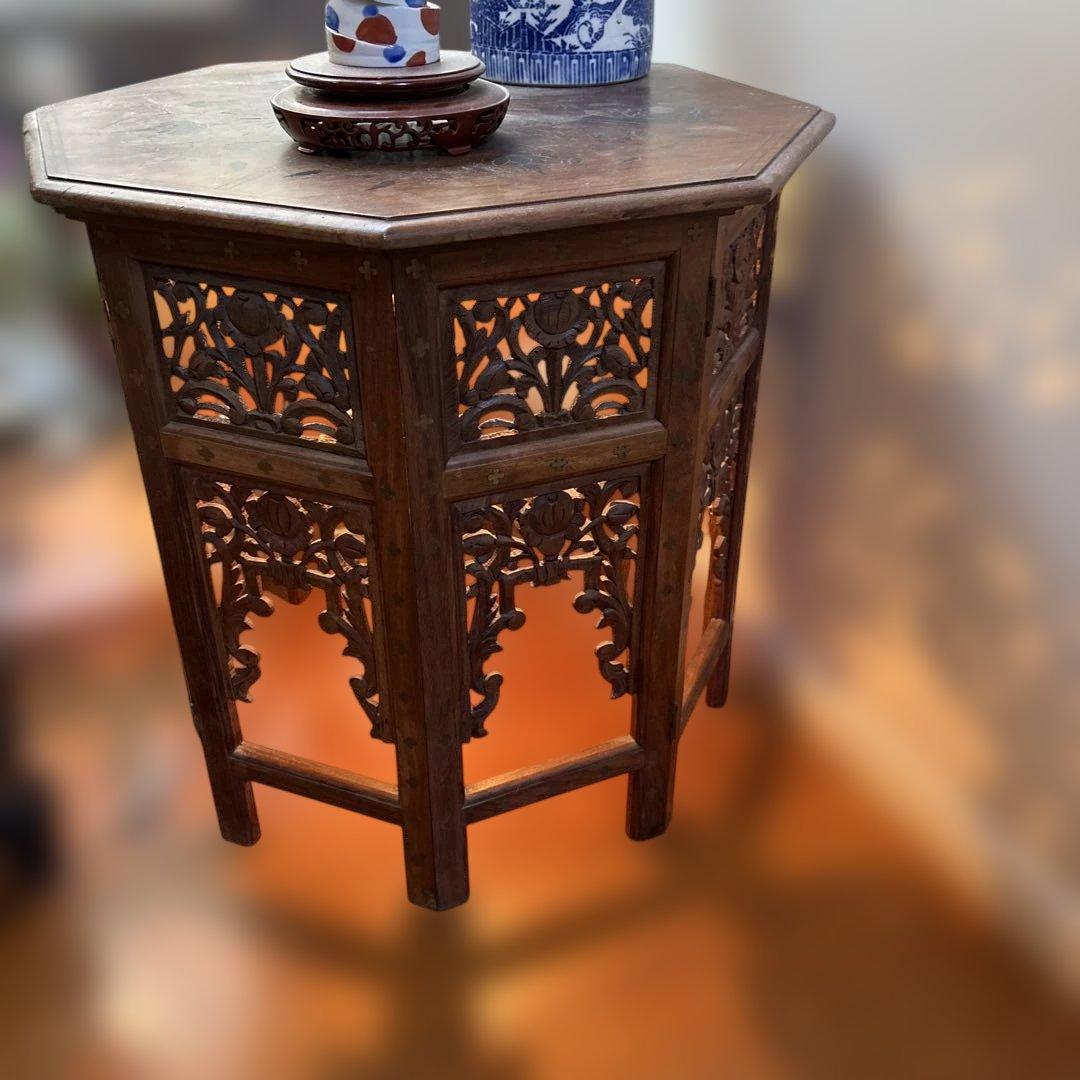 8角形　木彫り　象眼細工　シーシャムウッド　コーヒーテーブル　サイドテーブル