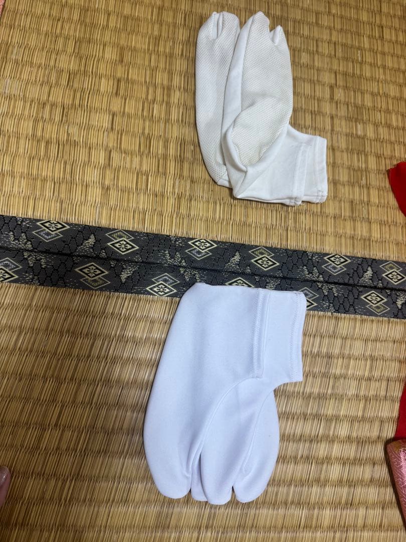 値下げ七五三着物　七歳　正絹フルセット　マリ柄黒