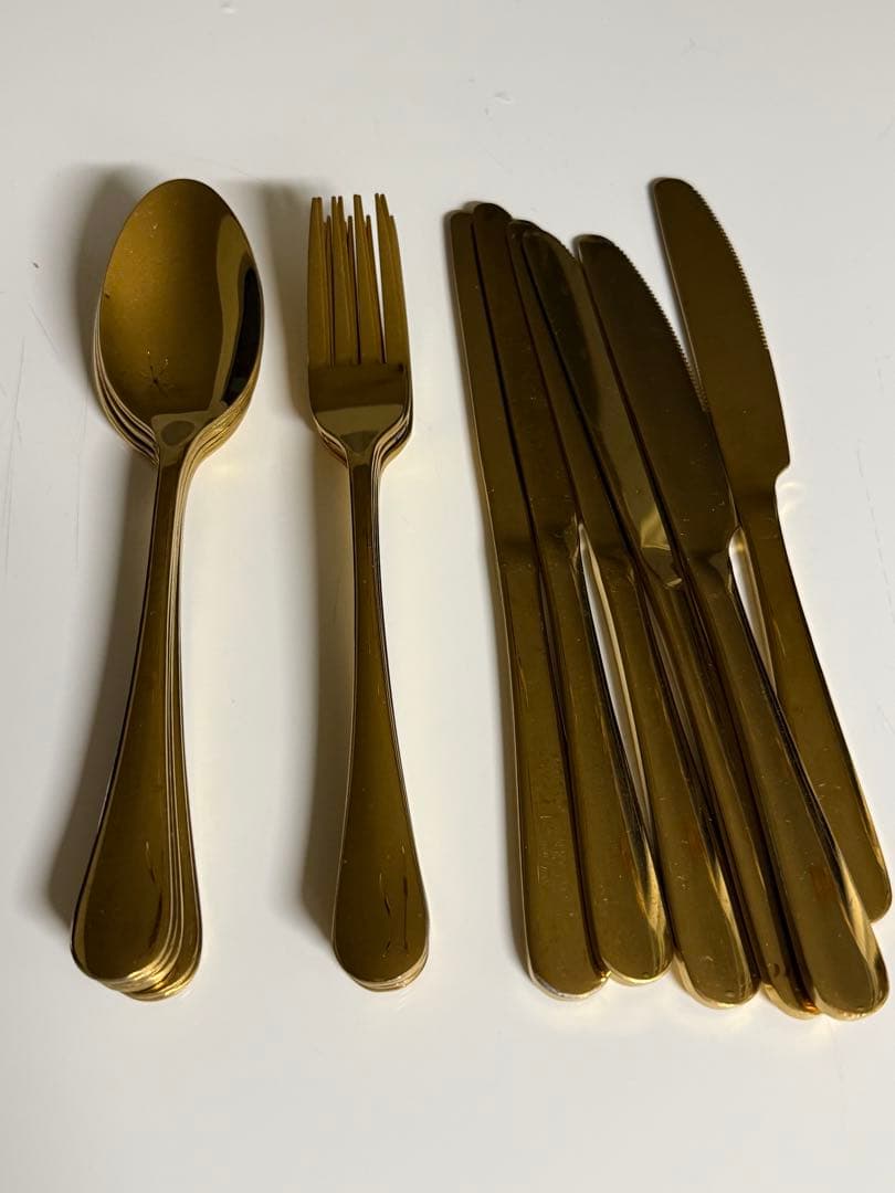 ゴールドカトラリーセット（スプーン・フォーク・ナイフ） 各18本