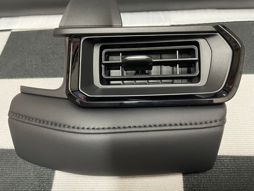 10/26迄SALE！未使用品 WR-V純正レザーインテリア(オマケ付)